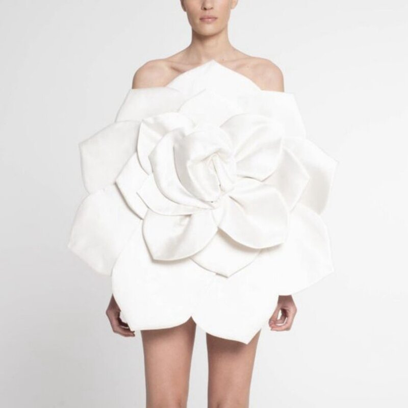 فستان أبيض بدون حمالات ، مكشكش ، فساتين الكوكتيل الصغيرة ، ملابس نسائية ، زهور كبيرة ، موضة جديدة ،!