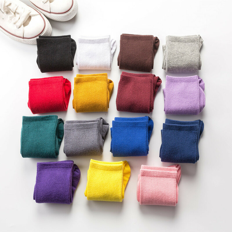 Calcetines deportivos de tubo medio para hombre y mujer, medias cómodas de algodón puro de color brillante, tendencia, todo, primavera y otoño, 1 par
