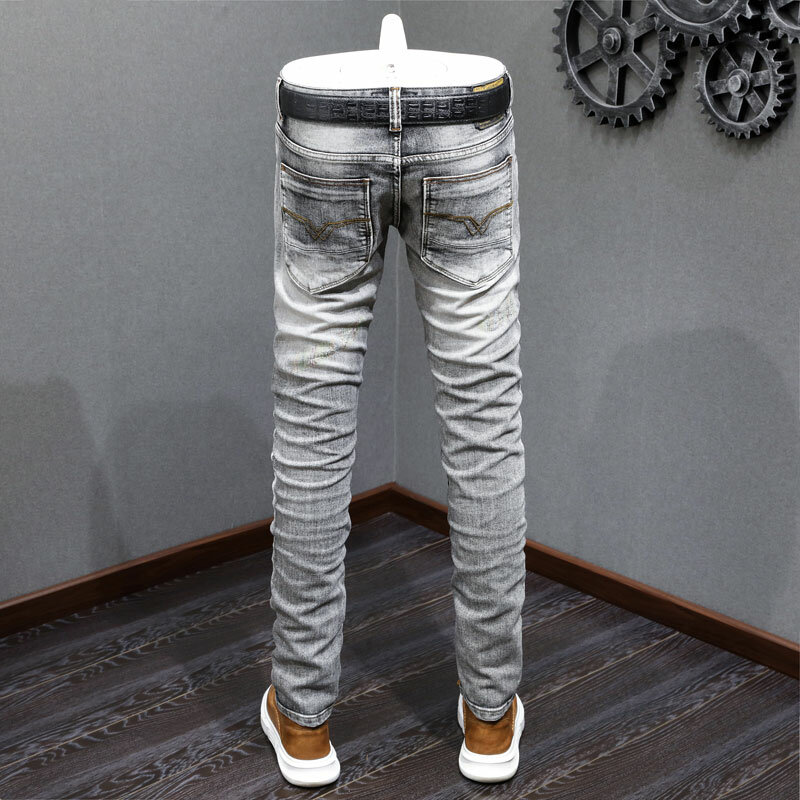Джинсы мужские стрейчевые, Модные Винтажные рваные джинсы в стиле ретро, серого цвета, повседневные брюки из денима с вышивкой