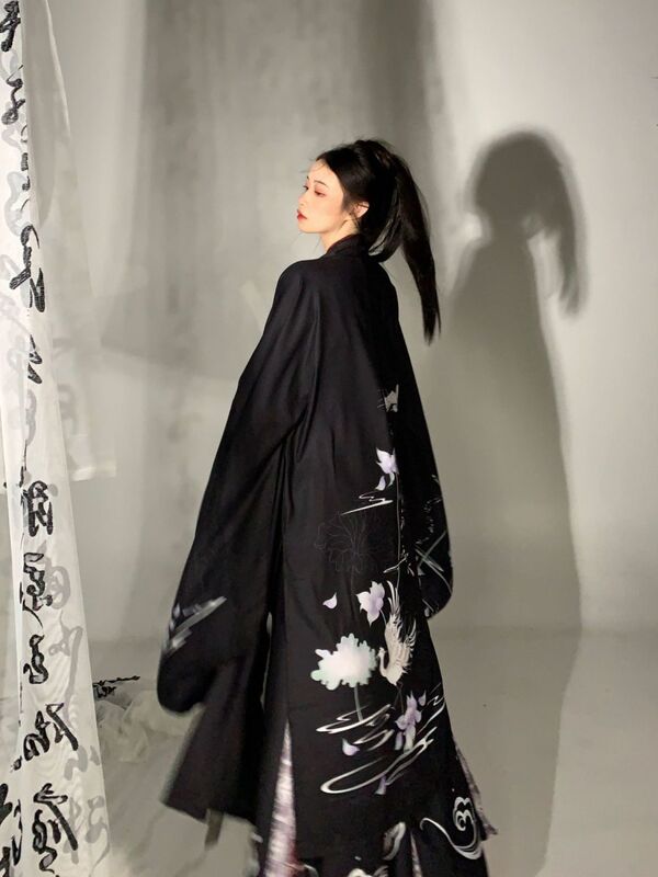 النمط الصيني الملابس التقليدية الشرقية Hanfu رائعة التطريز تصميم تأثيري Hanfu Weijin سلالة الملابس Hanfu اليومية
