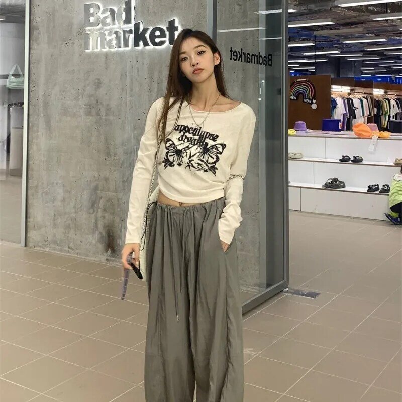 Deeptown Vintage Grunge Y2k przycięta koszulka dla kobiet wydruk graficzny Kpop z długim rękawem letnia kokietka estetyczna Harajuku