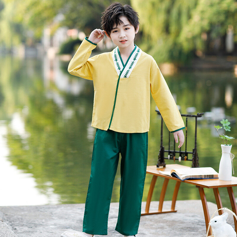 Chłopcy i dziewczęta ulepszyli Hanfu 2022 nowy wiosenny i jesienny dziecięcy kostium w stylu chińskim w antycznym stylu Tang