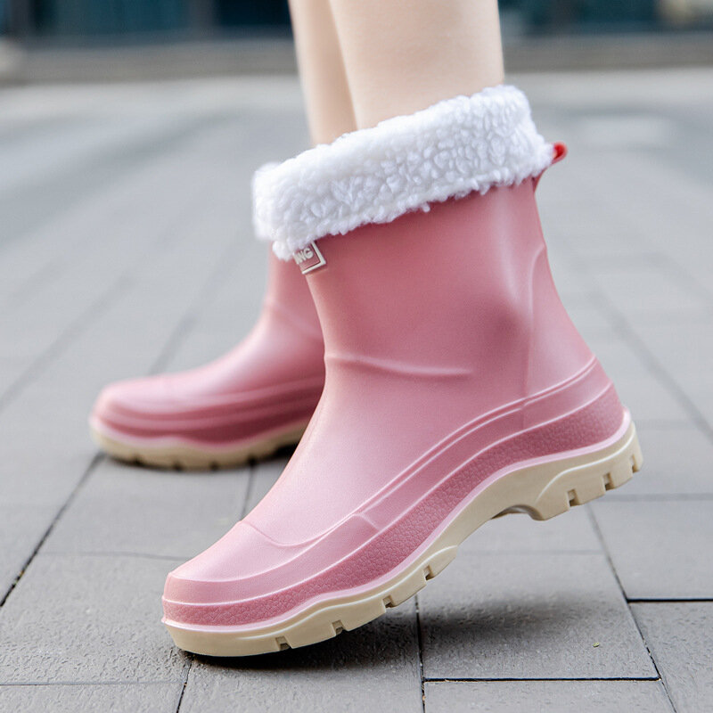 Primavera verão botas de chuva à prova dwaterproof água das mulheres 2023 novas botas de chuva pvc moda deslizamento-em botas de chuva ao ar livre antiderrapante sapatos de caminhada