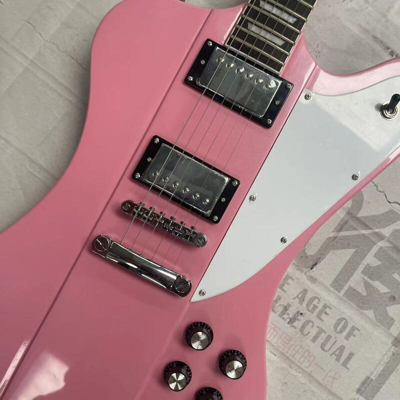 Guitarra eléctrica con 6 cuerdas, cuerpo rosa, diapasón de madera rosa, pista de madera de Arce, fotos reales de fábrica, se puede enviar con a