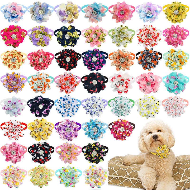 Big Flower Dog Bowties para cães, moda laços, coleira, produtos de higiene animal, pequenos acessórios, verão, 50pcs