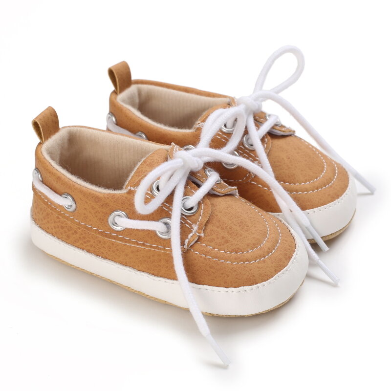 Noworodkowe buty dla małego dziecka Pre-walker Klasyczne sportowe miękkie dno Skórzane modne buty dziecięce dla chłopców i dziewcząt Buty buciki