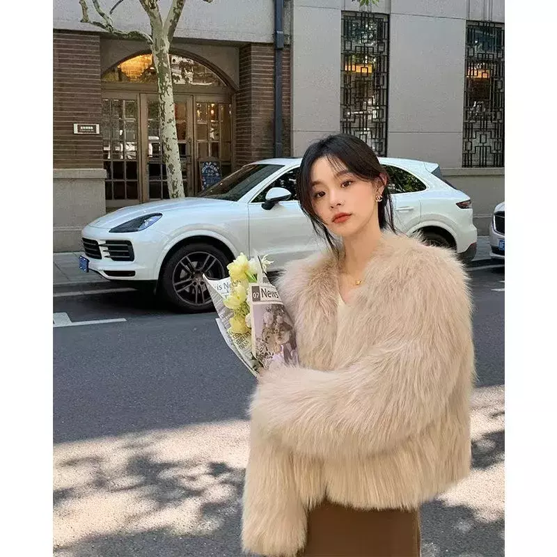 2023 Herfst Mode Faux Vossenbont Jas Vrouwen Korea Mode Warme Veren Jassen Losse Korte Bovenjas Dame Feest Elegante Outfits