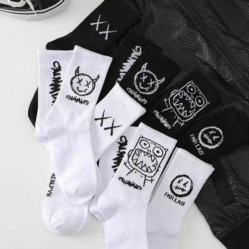 Calcetines de algodón blanco y negro para hombre, medias divertidas de estilo hip hop con dibujos animados, ideal para regalo de vacaciones