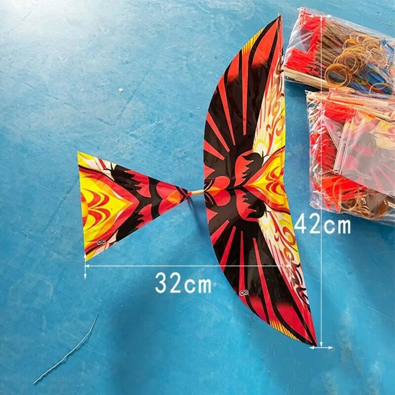 Mainan burung terbang warna acak, 10 buah mainan hadiah gelang karet kekuatan plastik mainan olahraga layang-layang burung terbang luar ruangan