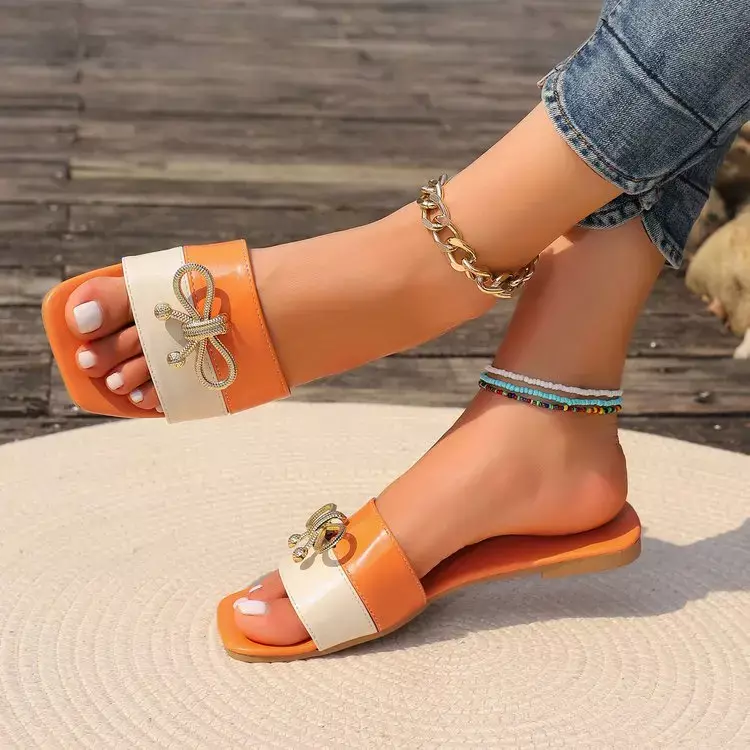 Zapatillas de lujo con cadena y punta cuadrada para mujer, Sandalias planas, chanclas de playa, zapatos informales con decoración de Metal
