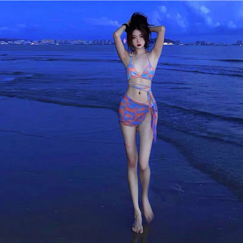Женский комплект бикини из 3 предметов, сексуальный купальник с лямкой на шее, пляжная одежда, праздничный пляжный комплект бикини с волнистой юбкой, купальный костюм для женщин и девочек, 2024