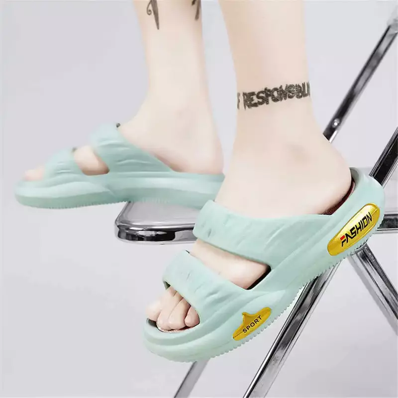 Household Massive Flip Flops For Girls Slippers Trainer Woman Shoes Summer Sandals 2024 Hit Sneakers Sports Tenisse