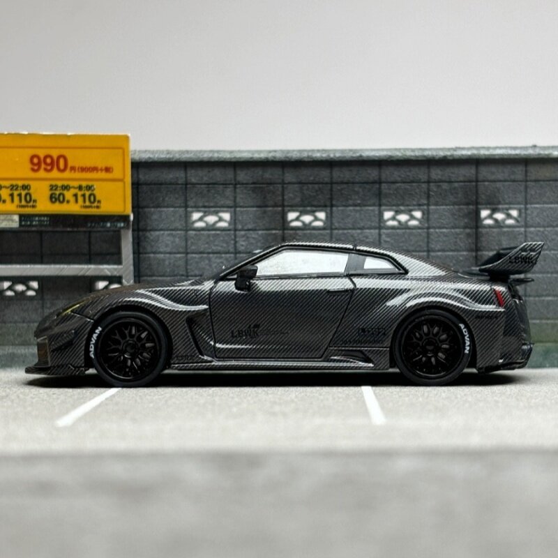 Cm Modell 1/64 Voll carbon Lbwk Nissan GTR R35 GT-RR Super Silhouette Automodell-zwei Sätze austauschbarer Reifen