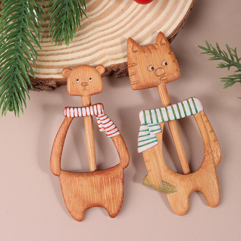 Spilla in legno Cartoon Animal Pattern distintivo artigianale fai da te Cute Cat Fox Dog Xma Trees Pin scialle sciarpa fibbia fermaglio spille regalo di gioielli