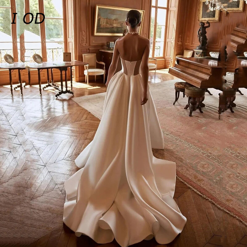 ชุดแต่งงานของผู้หญิงแบบแหวกแนวเปิดหลัง gaun pengantin SATIN แขนกุดแบบเรียบ I OD ใหม่