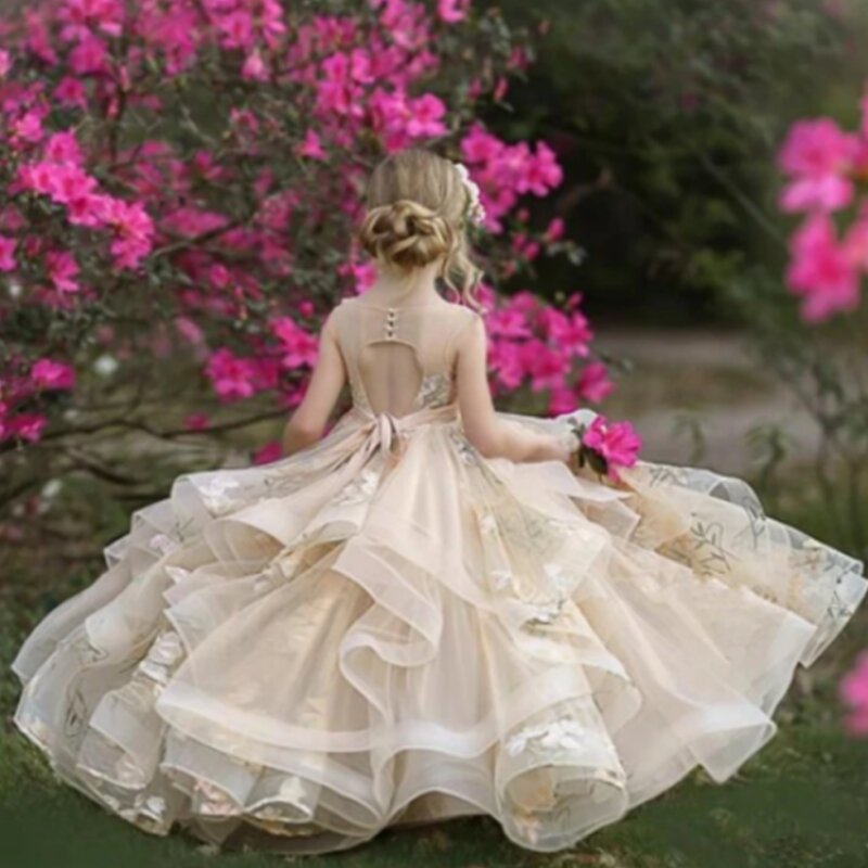 Flower Girl Dress Champagne senza maniche a strati in Tulle Applique Fit abito da principessa da sposa abiti da compleanno per la comunione