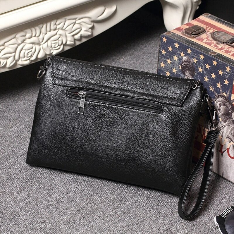 Black PU Shoulder Messenger Bag Envelope Smooth Zipping Large Capacity Messenger Bags Crossbody Bag Black-S