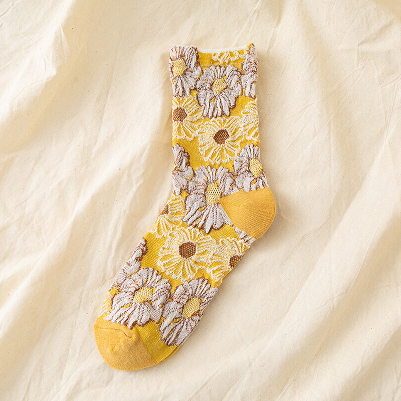 1 Pair Women Socks Japanese Korean Retro Flower Harajuku Kawaii Mid Tube Socks Breathable Casual Short Socks Cotton Tide Sox