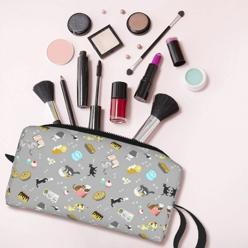 Cats Baking Cakes And Other Sweets, In Grey Makeup Bag Cosmetic Storage Dopp Kit Toiletry Cosmetic Bag Women Beauty Pencil Case