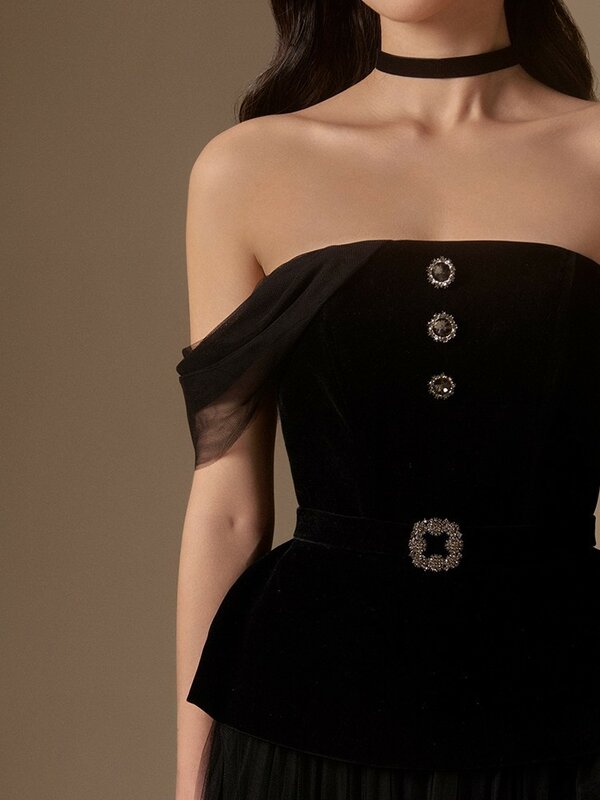 فستان حفلة موسيقية تول أسود من PuTao ، طراز عصري بسيط ، سهرة رسمية بدون حمالات ، ساتان بأزرار ملفوفة ، فساتين مناسبة مخصصة