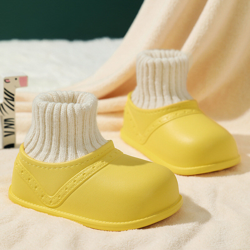 Wintrt-zapatos de jardín impermeables para bebés y niños, calzado antideslizante de EVA, con suela suave y cálida, a la moda, tamaño 140mm-180mm