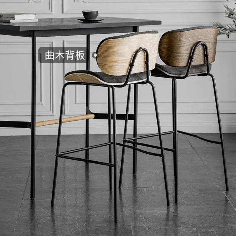 Krzesło VIP Black Island niestandardowe krzesło barowe kreatywne oparcie wysoki stołek stylu industrialnym
