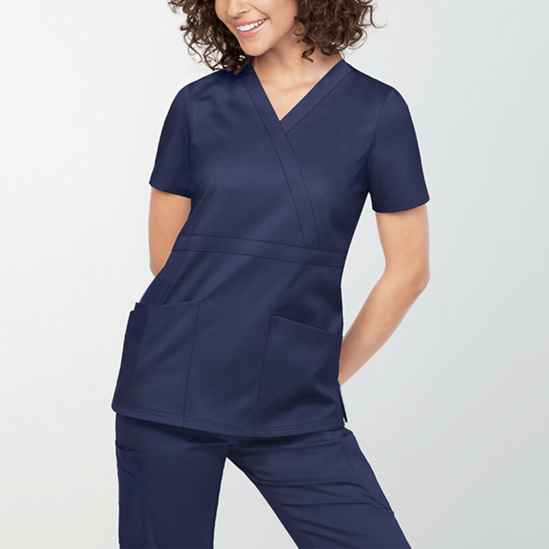 Uniforme d'infirmière à manches courtes et col en V pour femmes, t-shirt grande taille pour dames, tunique pour travailleurs des soins, vêtements de clinique, nouveau chemisier, été 2023
