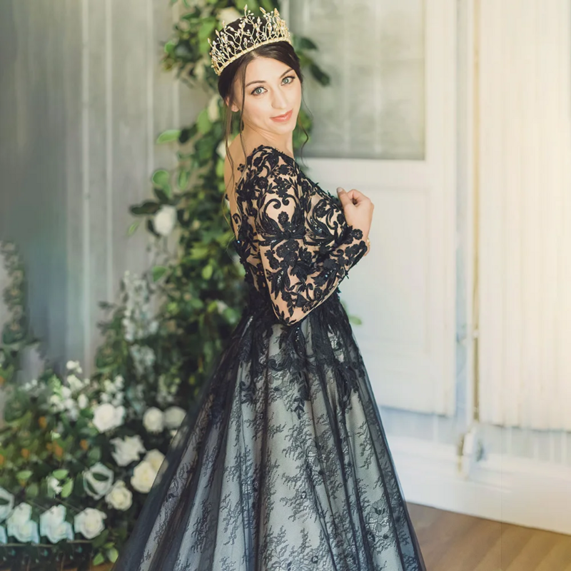 Puffy Black Gothic Appliqued Wedding Dress Black Plus Size Open Back Custom Made Tulle Puffy Princess Lace Bridal Ball Gown