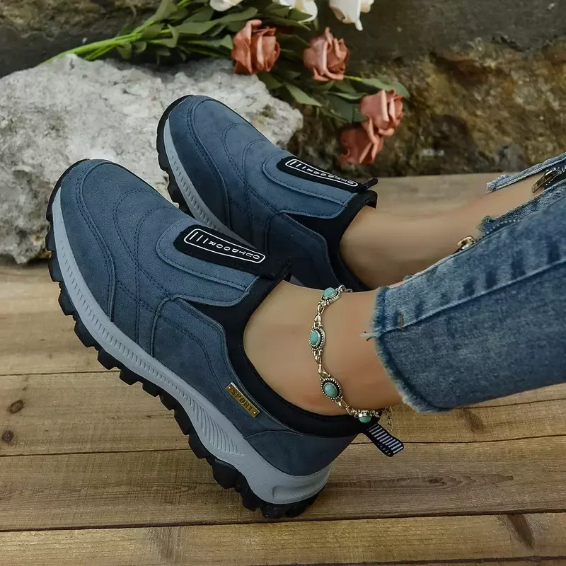 Sepatu Jalan kasual pasangan musim gugur, sepatu Platform Slip on ringan dangkal baru untuk pria luar ruangan atasan rendah wanita sneaker atas rendah