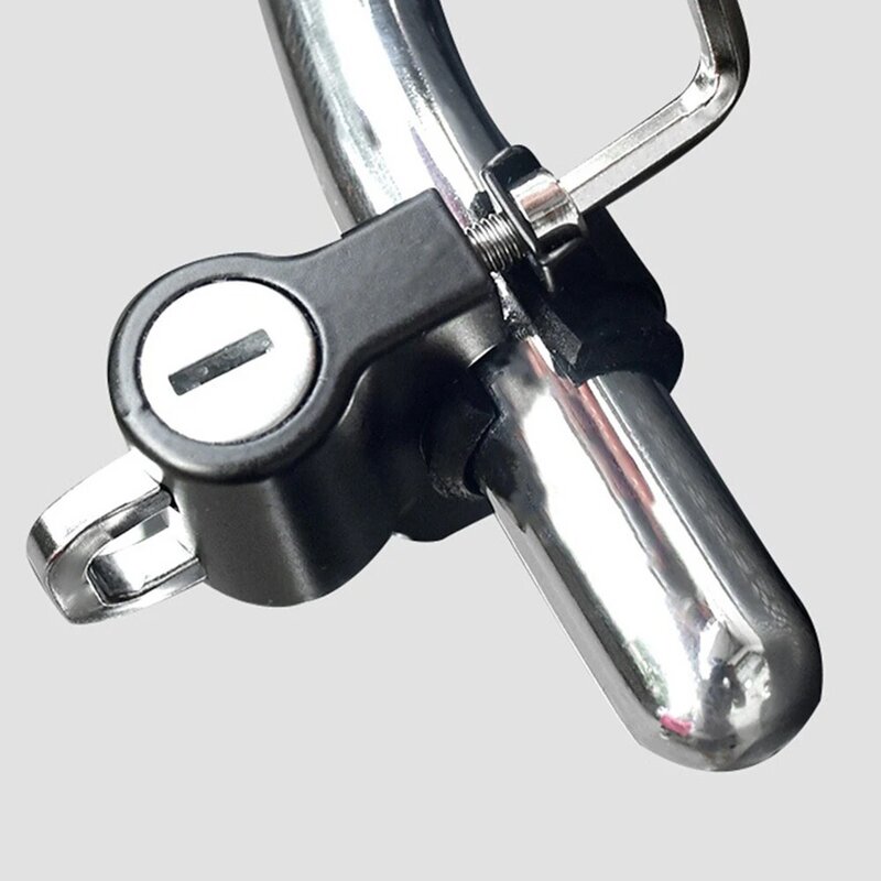Universal Anti-Theft Helmet Lock com chaves, montagem do guidão da motocicleta, segurança da bicicleta elétrica, moto segurança, metal, 22-26mm