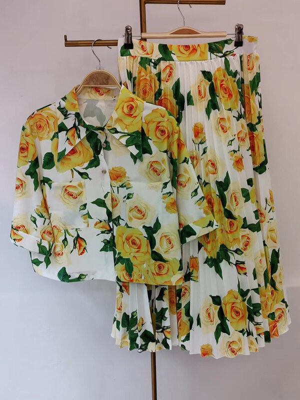 Blusa feminina de manga curta lapela e terno de saia plissada de cintura alta, camisa estampada, moda primavera e verão, nova, 2 peças