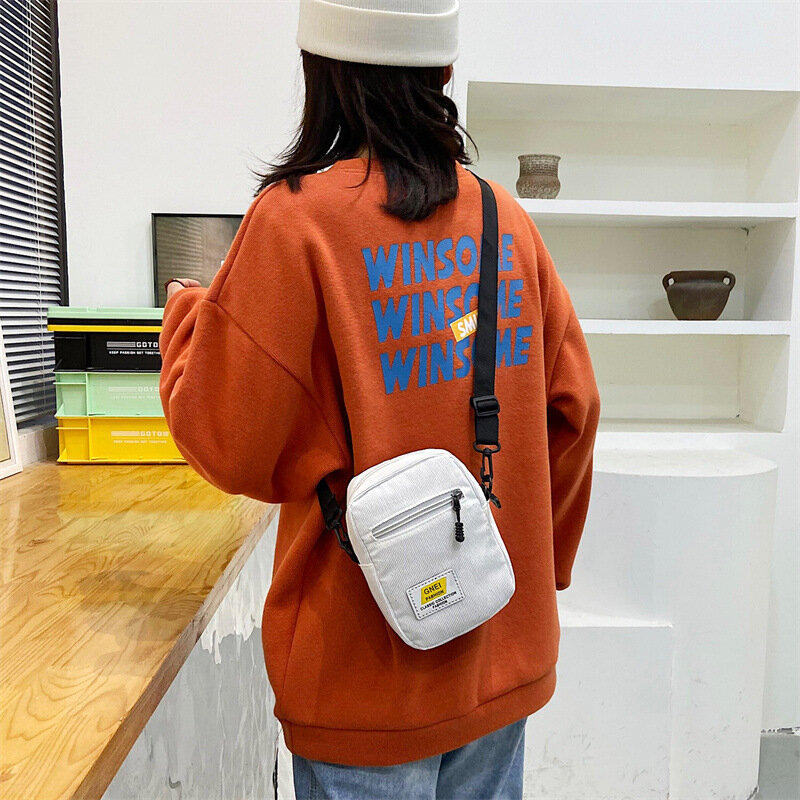 Winnie – sac à bandoulière en toile pour femmes, tendance, petit sac à main à bandoulière, pour téléphone d'étudiant coréen, Simple achat, fermeture éclair, 2023