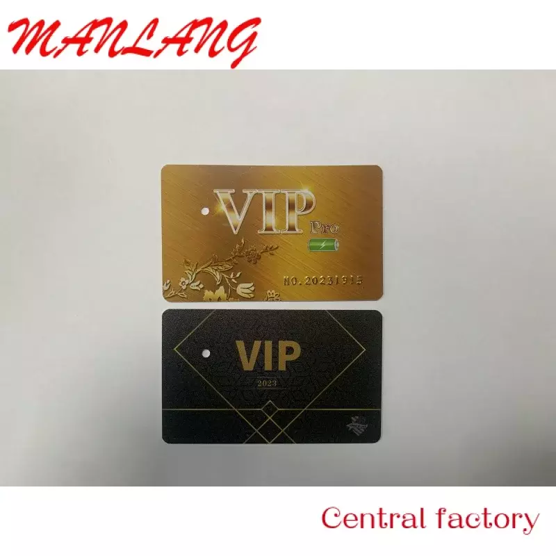 Niestandardowe hurtowe członkostwo 2023 karta VIP VIP PRO dostosowane do pudełka GSM z pełnym zestawem 808