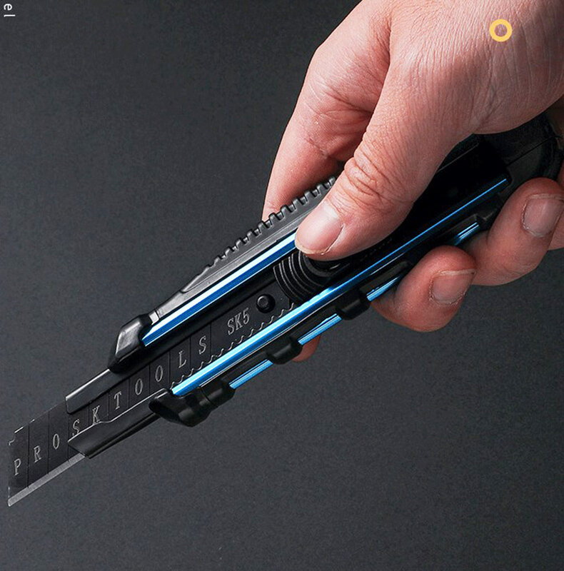 Pisau utilitas dapat ditarik baja karbon tinggi SK5 pisau seni Unboxing kertas pemotong SK5 pisau kotak kardus alat bongkar pasang