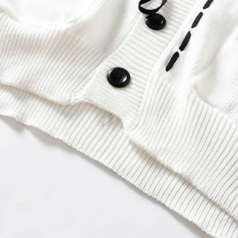 Men's 2024 New Fashion and Leisure Joker Loose Version Drawstring Design Knit Cardigan Retro Long-sleeved Sweater Chic Top