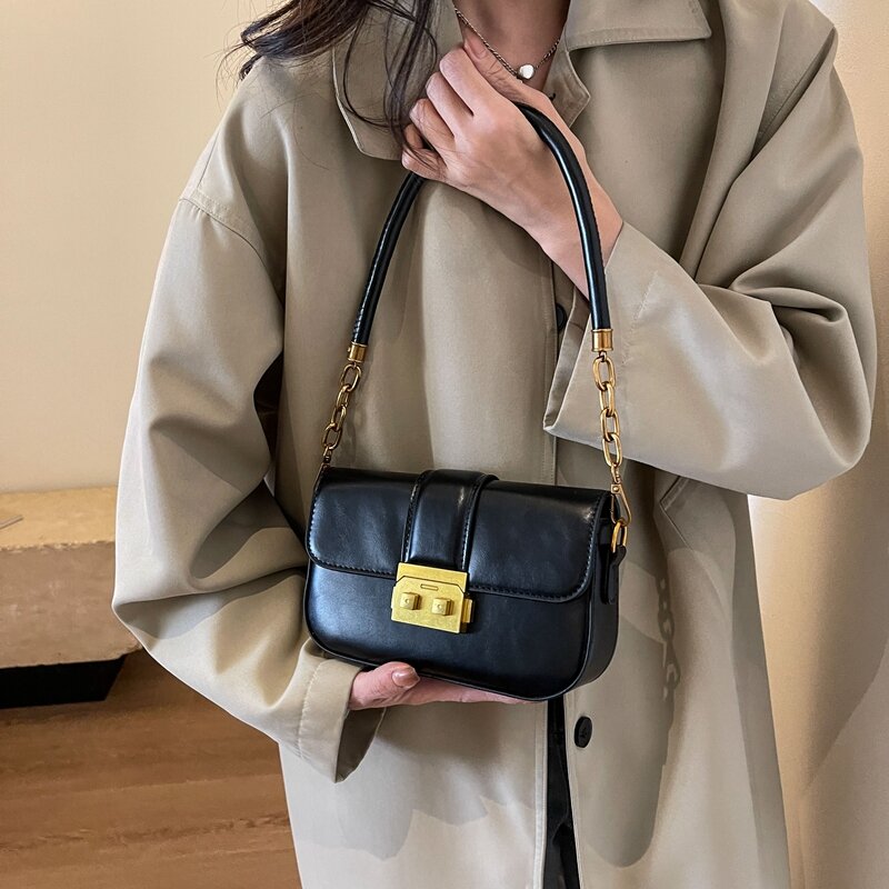 Czarna torebka luksusowy projektant torebka modna w jednolitym kolorze torba na ramię ze skóry Pu designerska torebka mała torba typu Crossbody