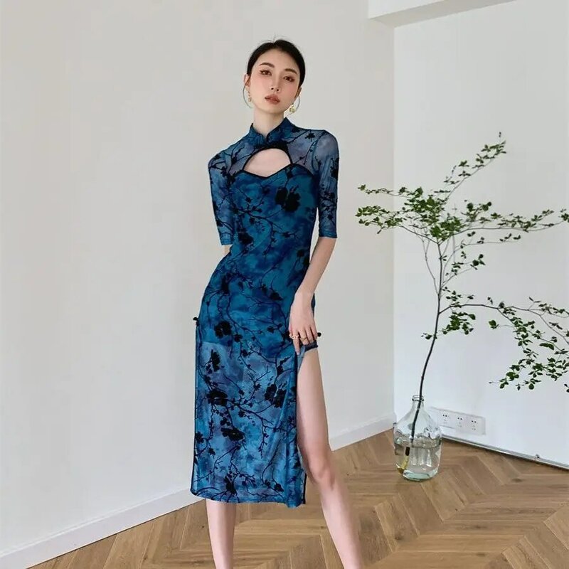 Vestido cheongsam floral retrô feminino, vestido de senhora oco, sexy oco, azul de sete mangas, estilo chinês, novo