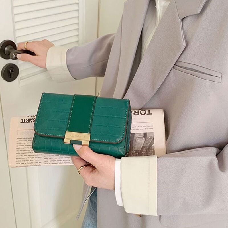 Dompet pendek kulit wanita, kapasitas besar, dompet koin kecil warna Solid, tas uang wanita