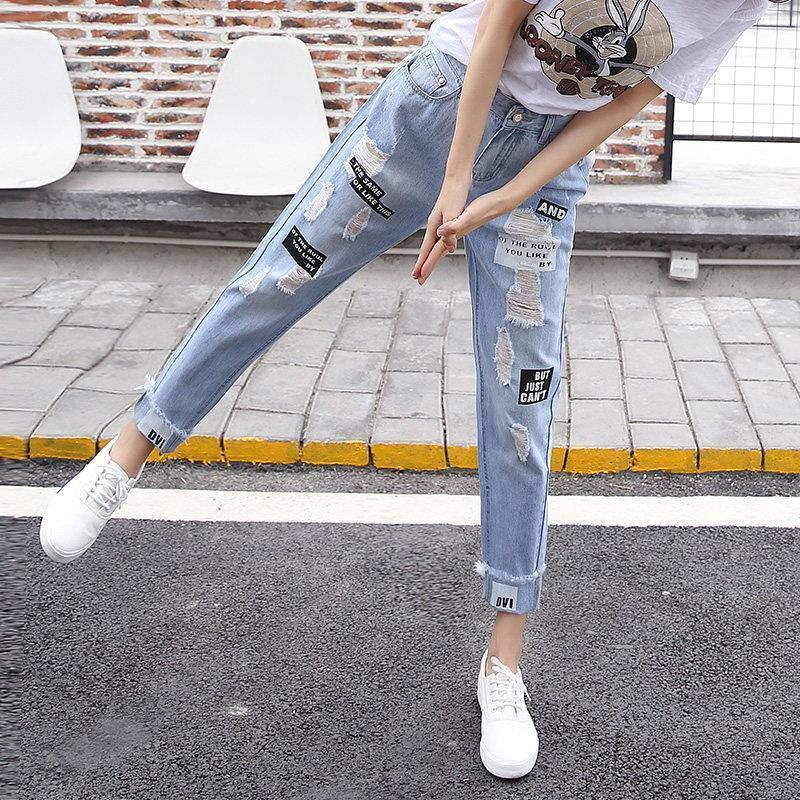 Jeans Sobek Baru Musim Panas Pakaian Olahraga Kasual Setelan Wanita Elegan Kaus Cetak Indah Jeans Kapri Longgar Setelan Luar Ruangan Dua Potong