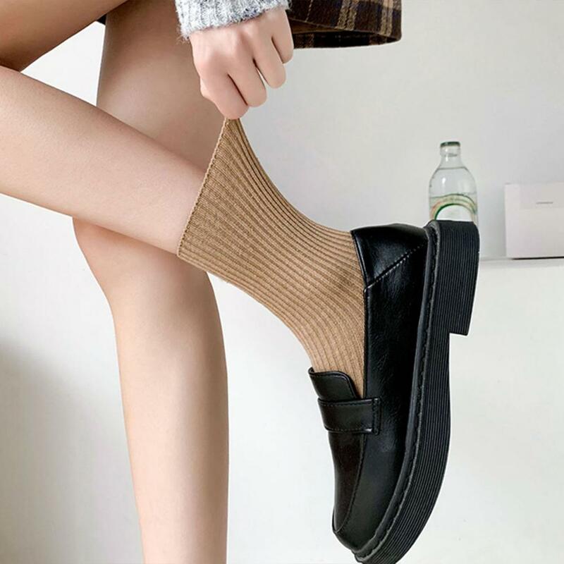 1 Pair Socks For Women Mid-tube Elastic Women Socks Casual Ribbed Sports Simple Socks Calcetines De La Mujer