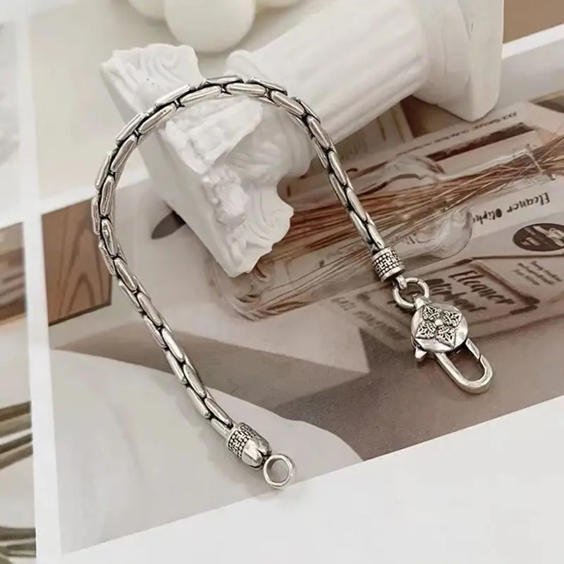 Squisito braccialetto in argento semplice 18/20/22CM Retro Snake Chain Vajry pestello fibbia per uomo gioielli regalo di moda