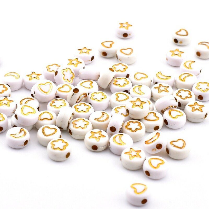 50pcs/lot 7*4*1mm DIY Acrylic letter beads Round white background gold letter graphic bead for jewelry making