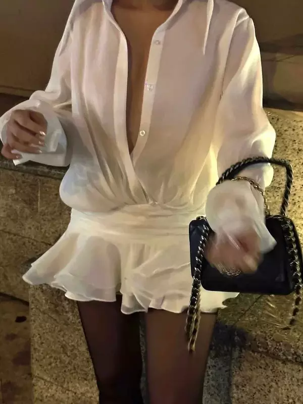 Taruxy weißes Chiffon Mini kleid für Frauen lässig locker übergroßes plissiertes Mini kleid durchsichtiges Sommers trand elegantes Hemd kleid