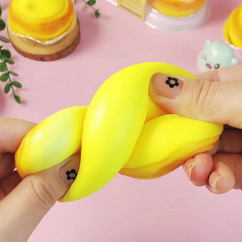 1 sztuk imitacja jedzenia tart jajeczny zabawki do ściskania silikonowe TPR szczypta dekompresja Fidget Toy zabawka sensoryczna Cartoon Fidget Toy