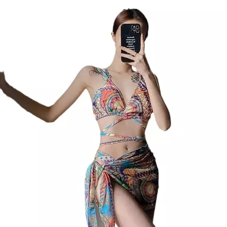 Bikini brasileño con estampado para mujer, traje de baño de dos piezas con Top corto para playa, tendencia, 2024
