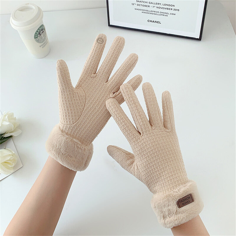 Новые плюшевые зимние женские перчатки, варежки с закрытыми пальцами, модные милые пушистые теплые варежки, женские спортивные перчатки для улицы, сенсорные, 2023