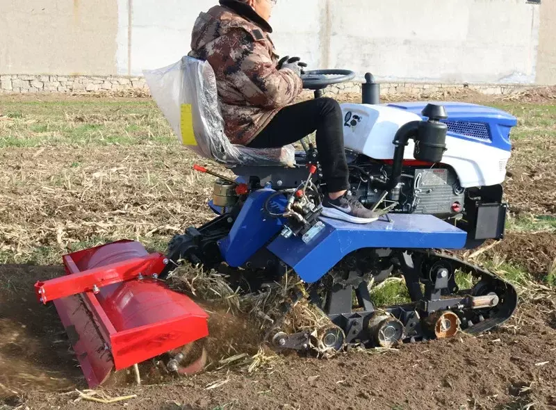 Motozappa rotante multifunzione per agricoltura a ingranaggi 35hp tipo cingolato Mini motocoltivatore agricolo Diesel