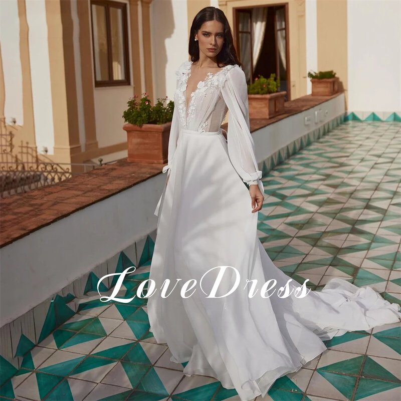 Love Elegant Lace Applique Chiffon a-line abiti da sposa manica lunga a scollo a v profondo a-line Backless lunghezza del pavimento abiti da sposa