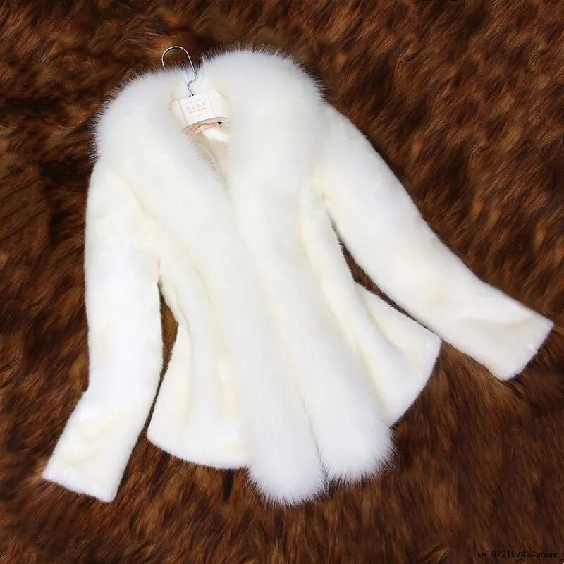 Casaco de pele sintética branco para mulheres, jaqueta curta, gola de pele de raposa imitação, roupas femininas finas, novas, outono e inverno, 2023