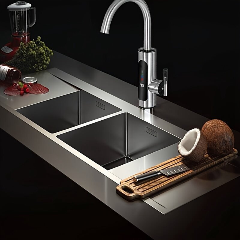 Instantaneous Digital Display Electric Kitchen and Bathroom Quick-heating Heating Faucet RY-019